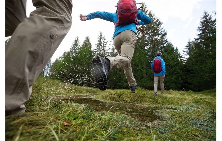 Maier Sports® Federleichte Outdoorhose "Chiemsee"